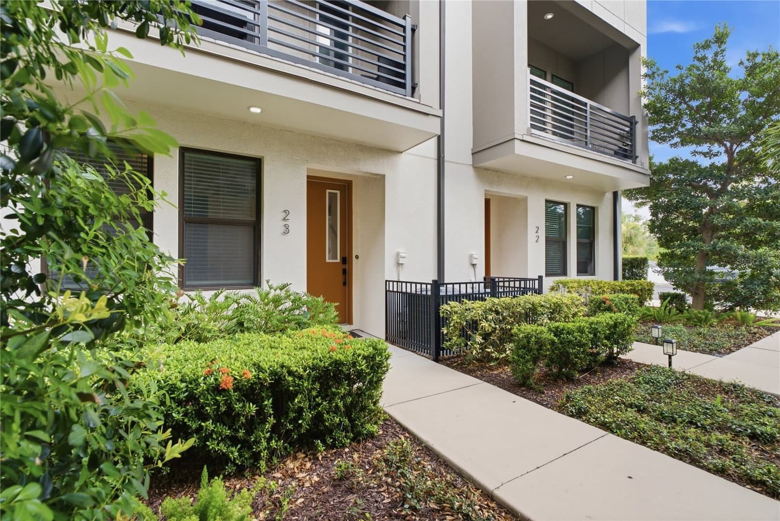 2511 GRADY