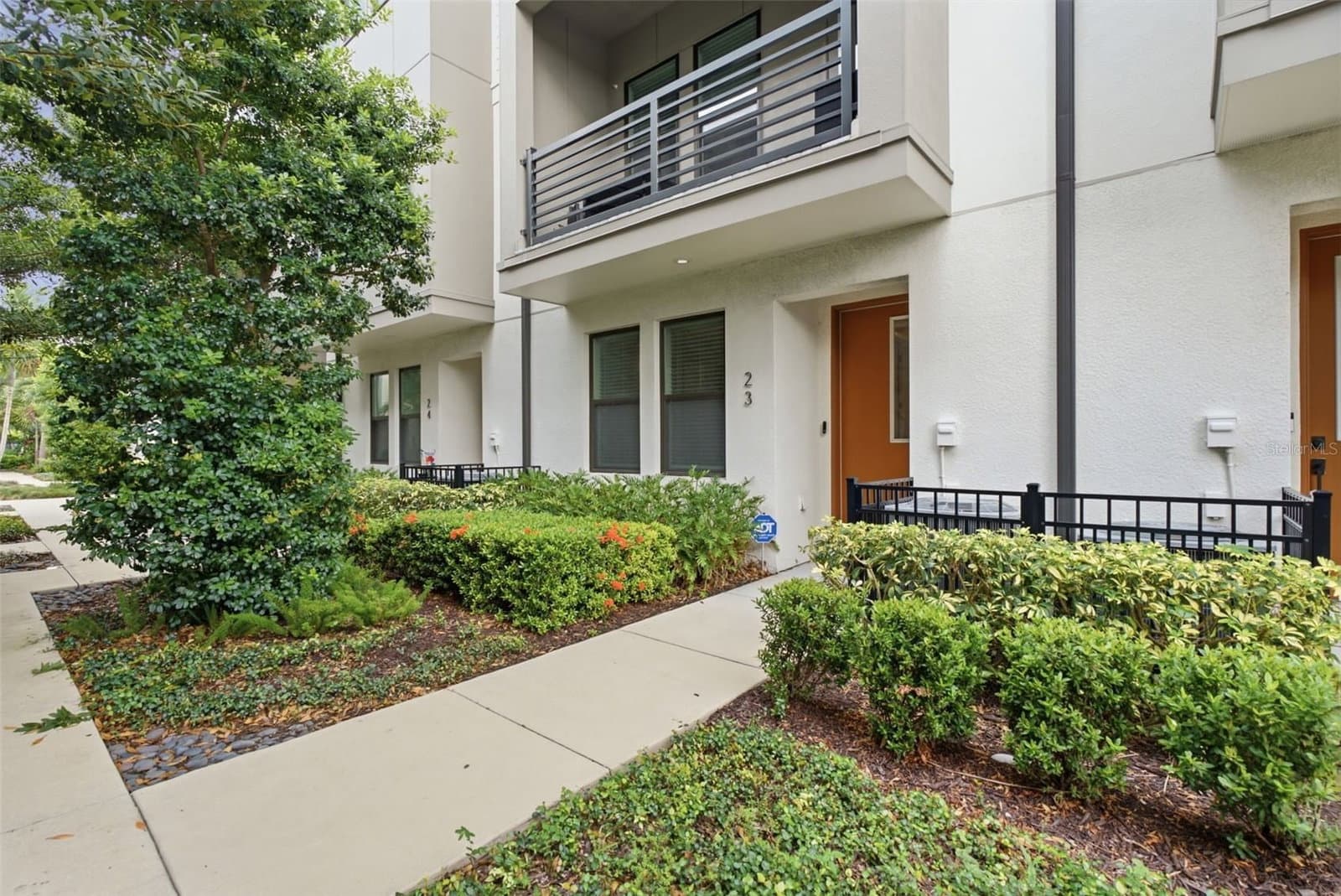 2511 GRADY