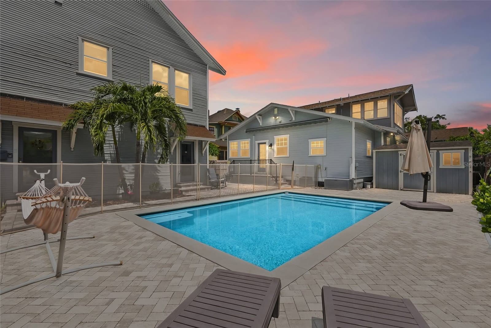1706 JETTON