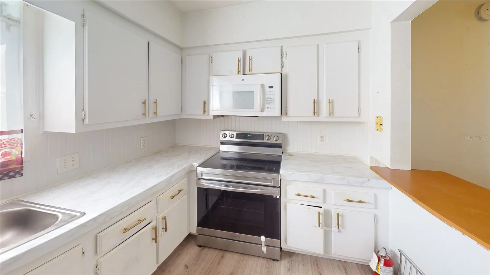Photo 4 of 4030 CORTEZ Drive #B