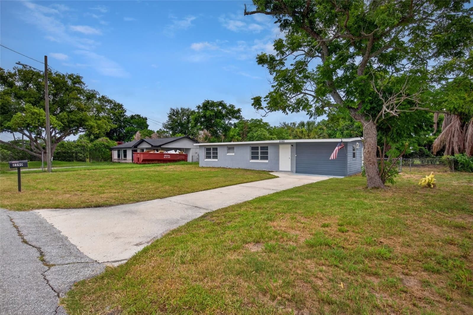 Photo 4 of 2390 29TH