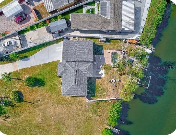 8937 ROCKY CREEK