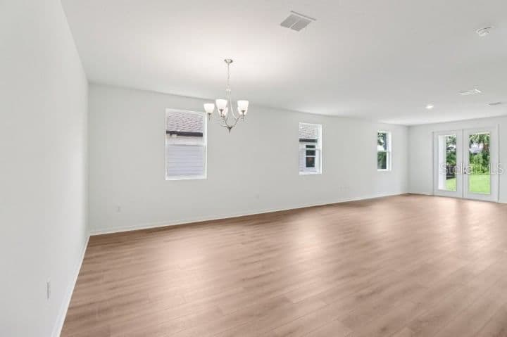 17637 LAKE STAR