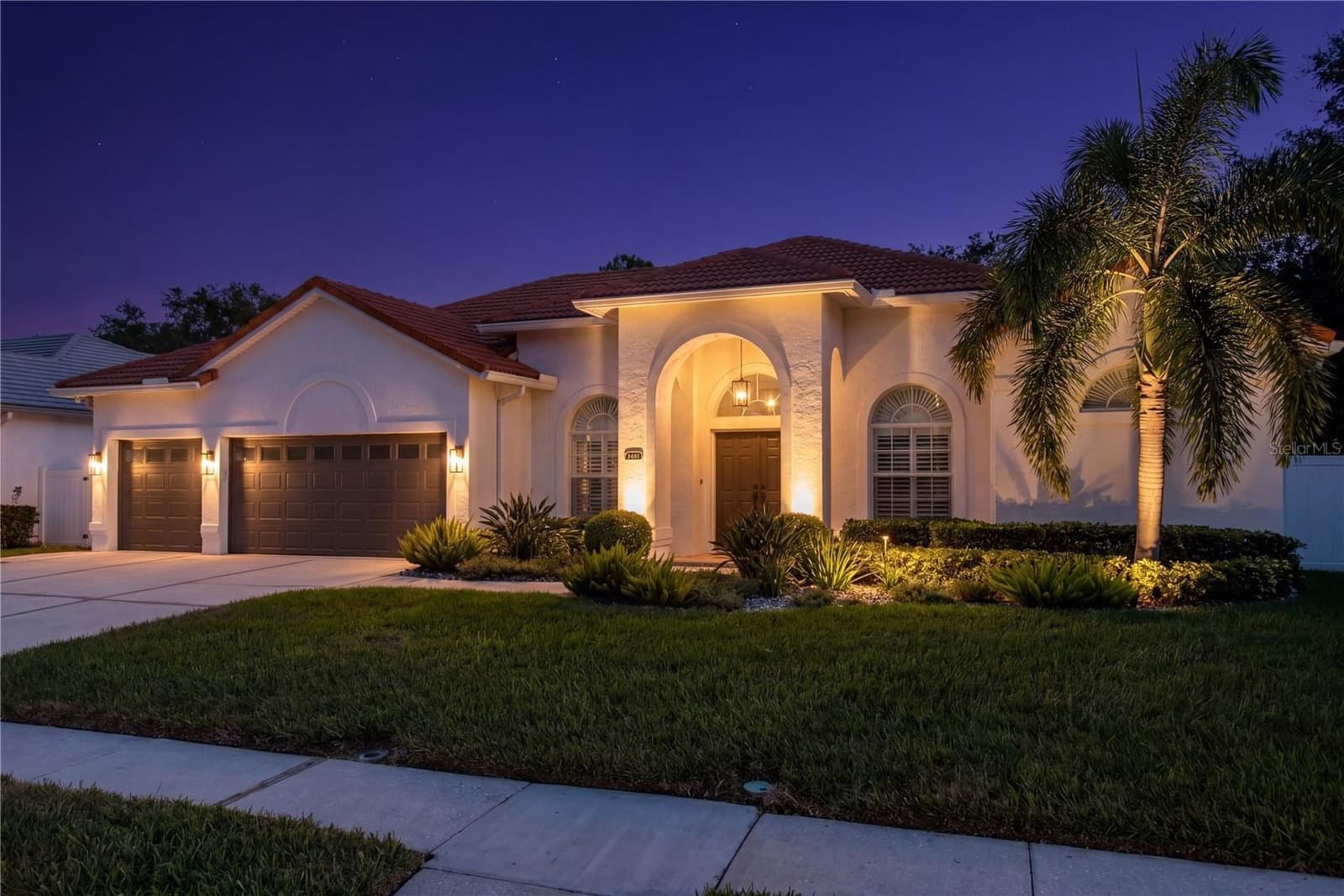 2801 SHORE BREEZE