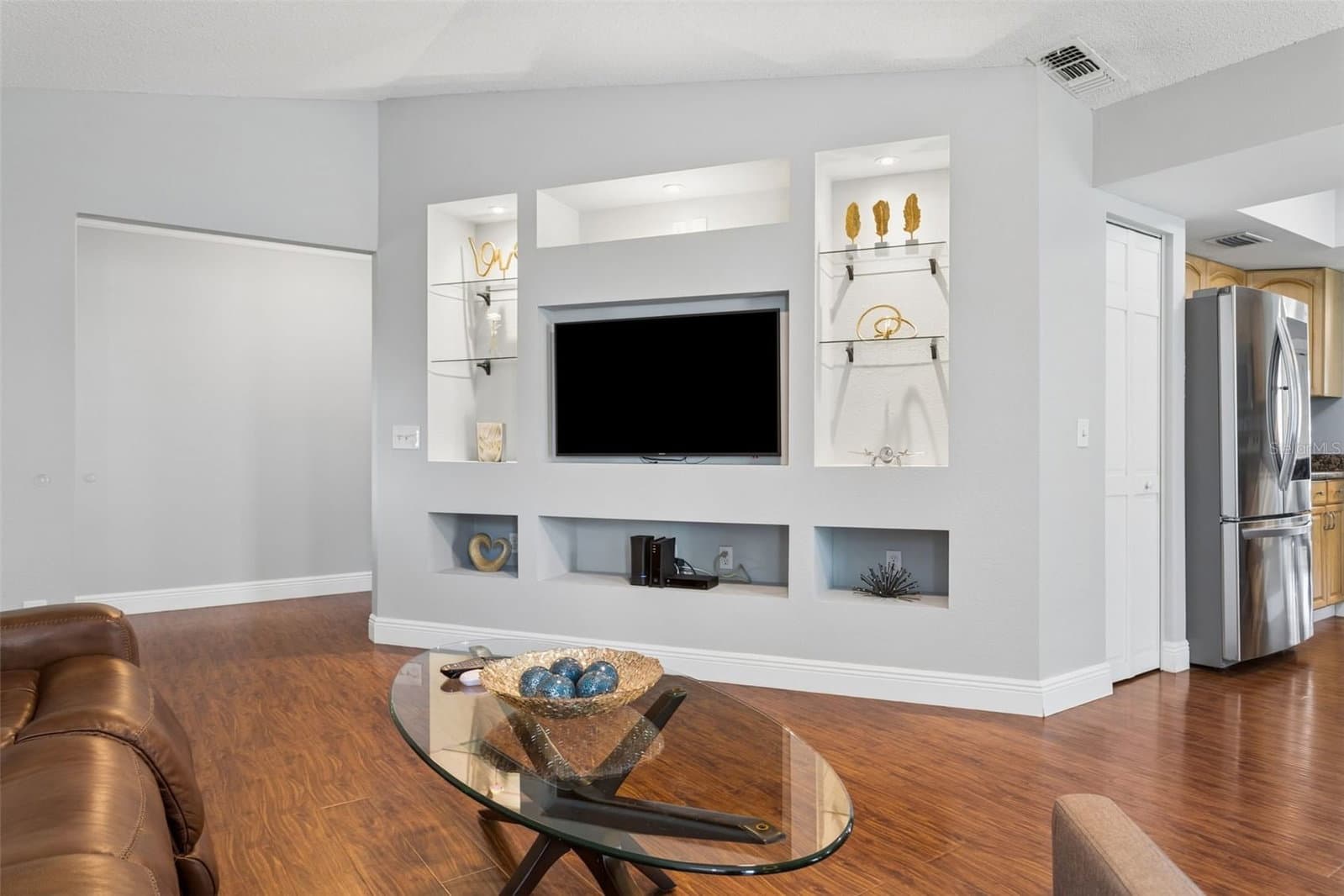 Photo 5 of 16117 PEBBLEBROOK