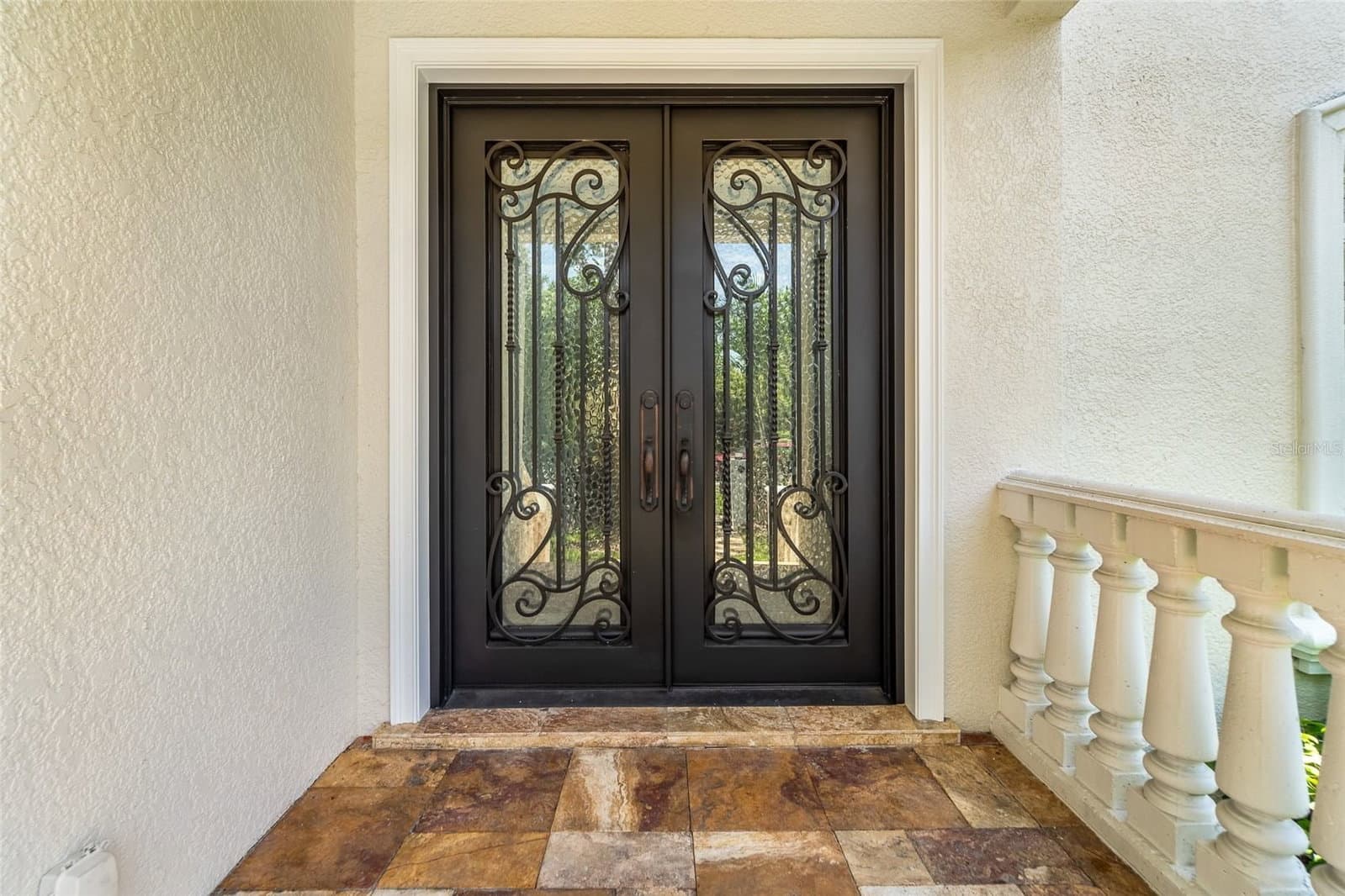 Photo 4 of 4802 BEACHWAY