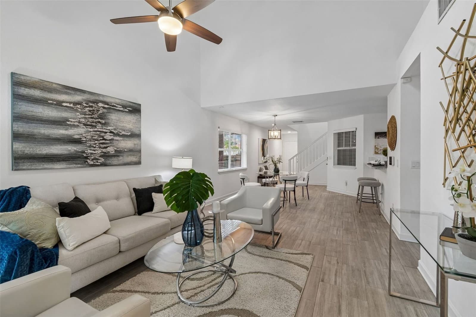 Photo 5 of 4418 NORTH B