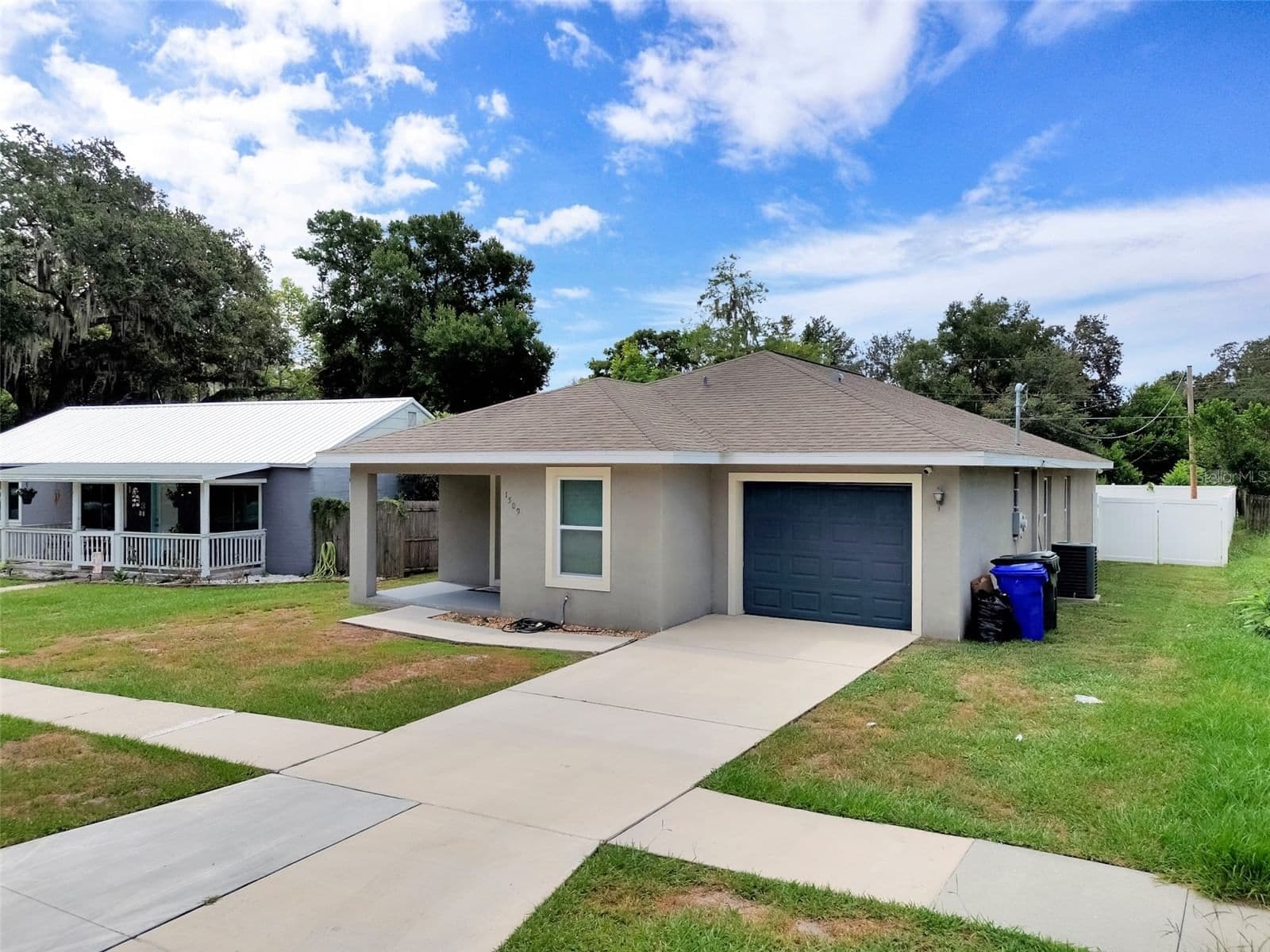 1509 ELM