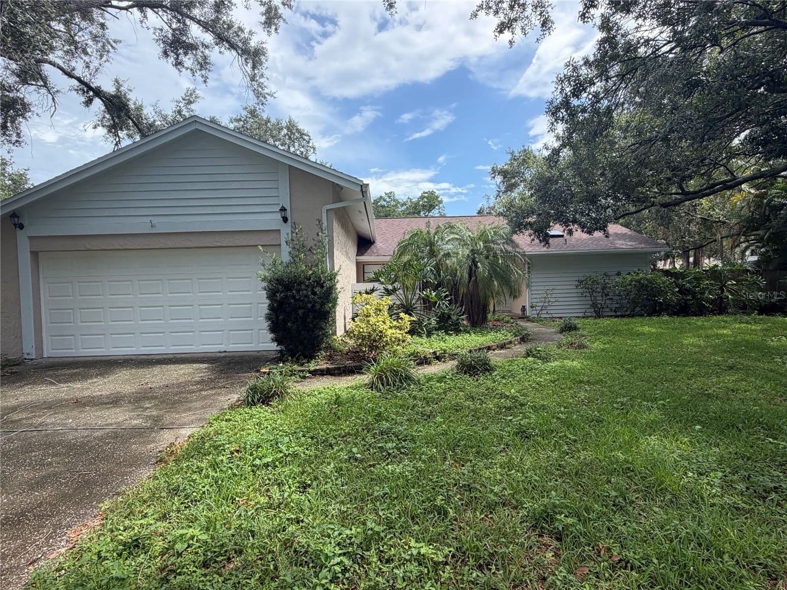 4601 FARMHOUSE