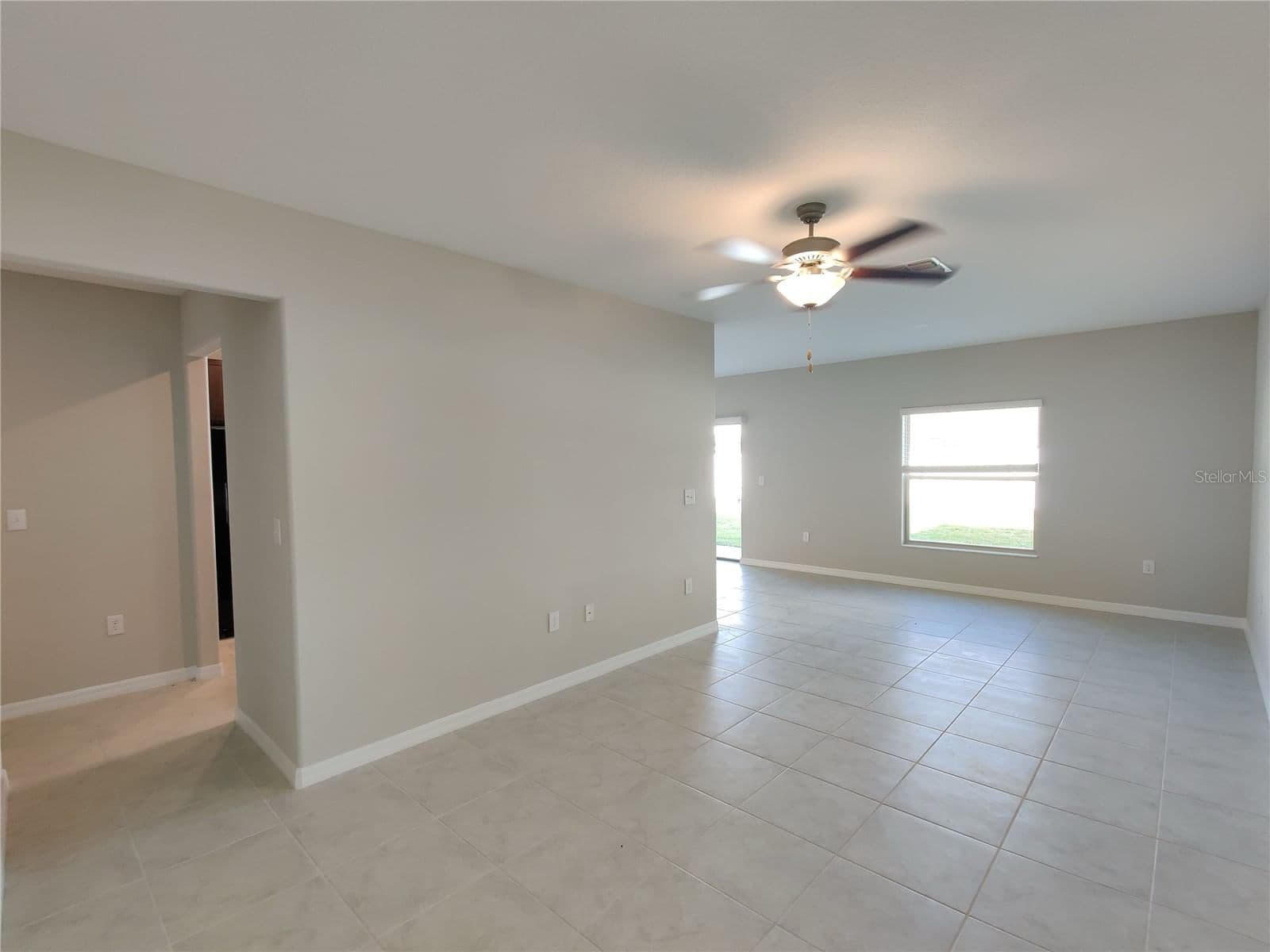 Photo 5 of 4710 NORMAN OAK