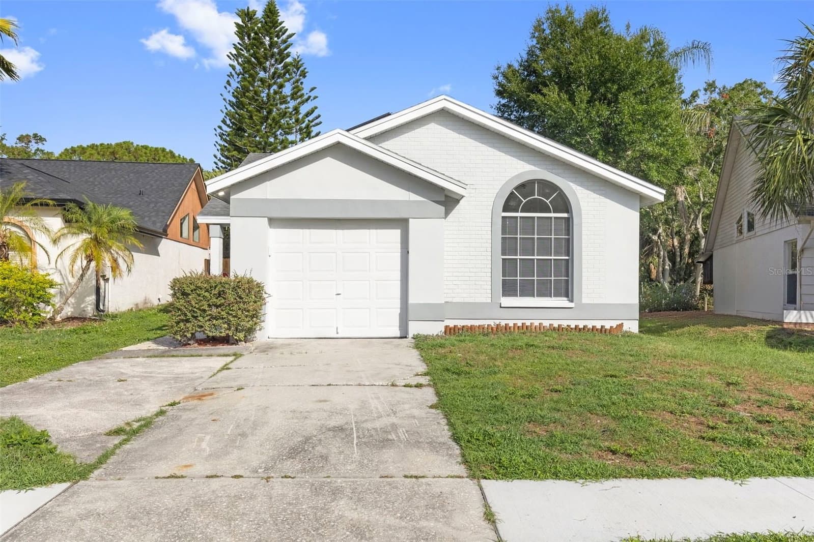 11651 SUNSHINE POND