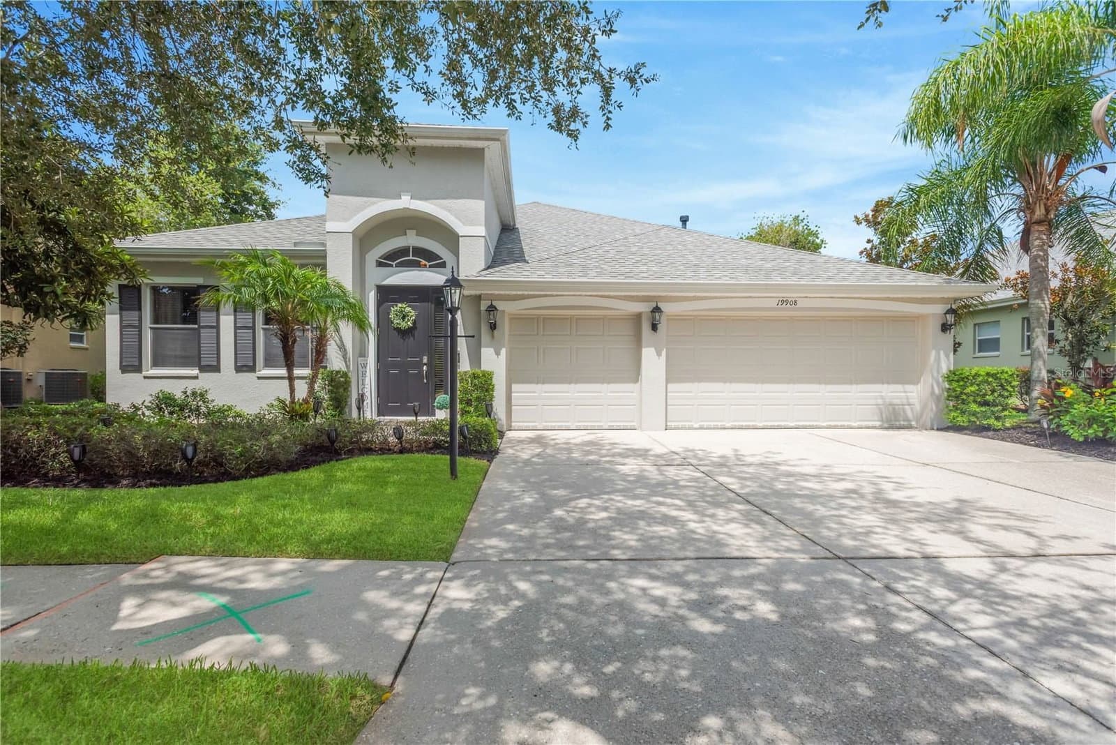 19908 BLUFF OAK