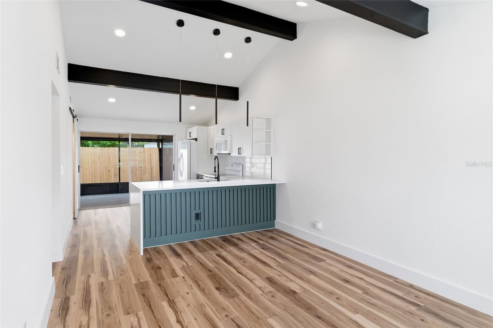 Photo 5 of 8602 BRIAR GROVE CIR