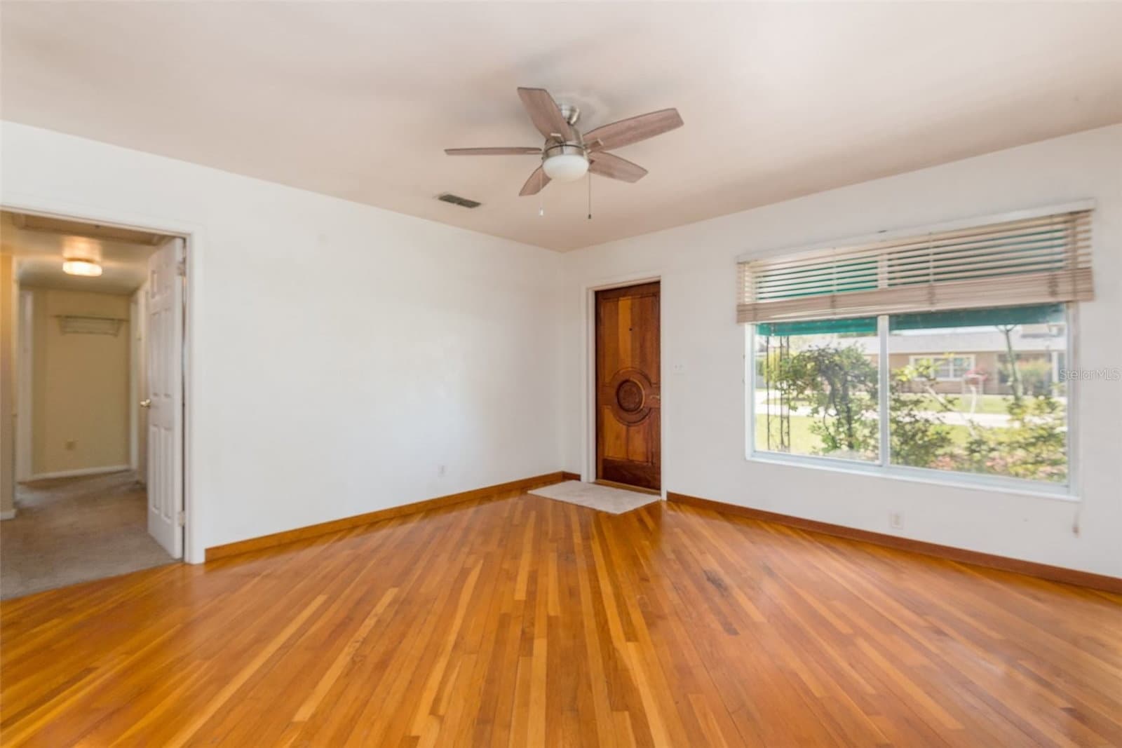 4425 BAY VILLA