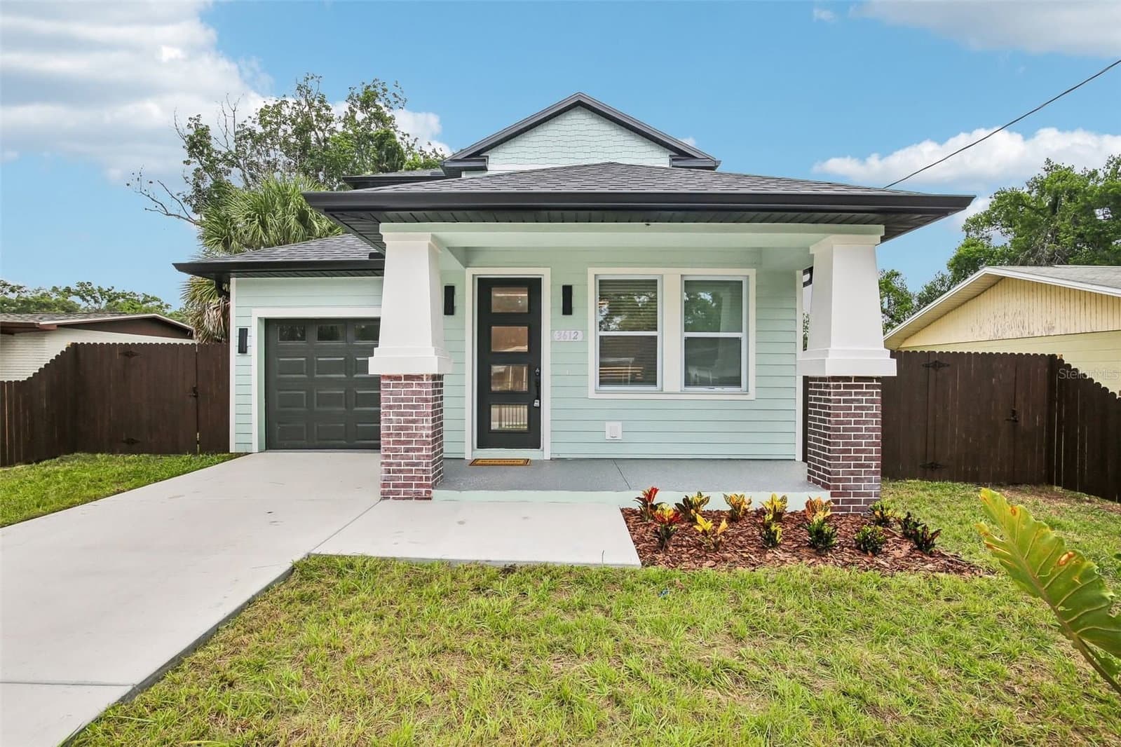 3612 CLIFTON