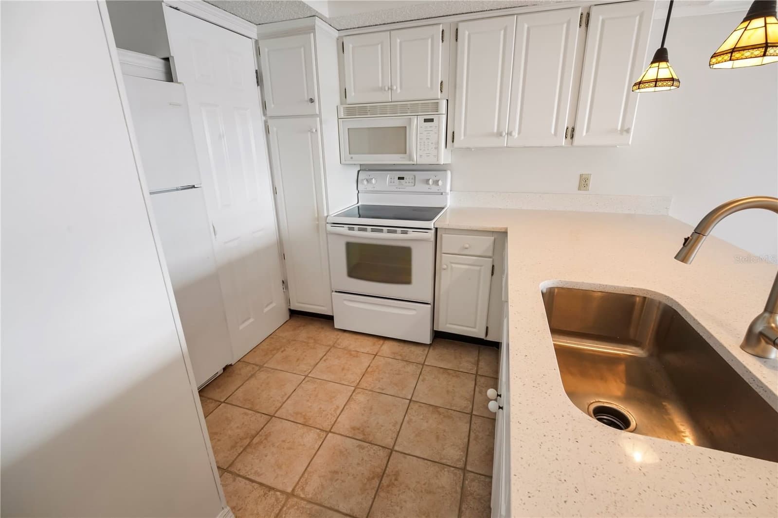 Photo 4 of 4141 BAYSHORE