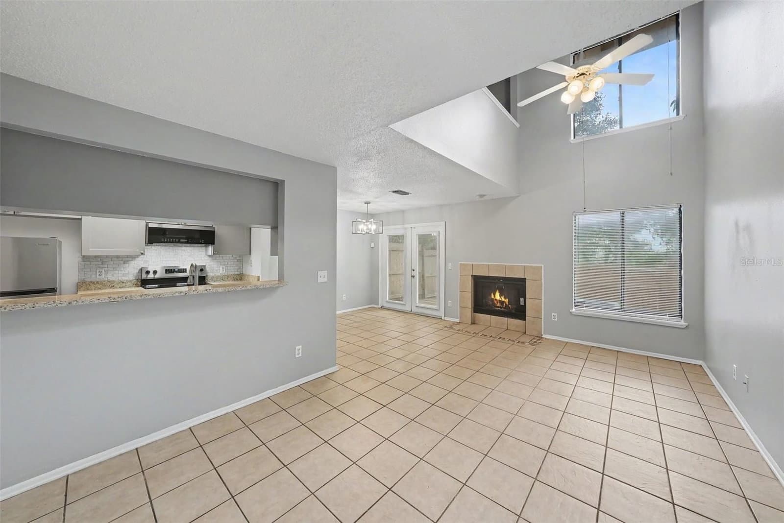 Photo 5 of 12409 TITUS CT