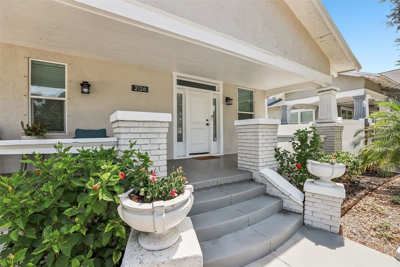 2126 BEACH