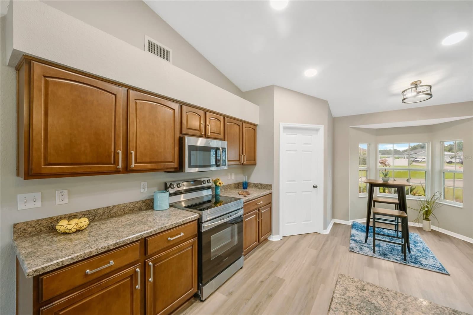 7811 PRINCETON MANOR