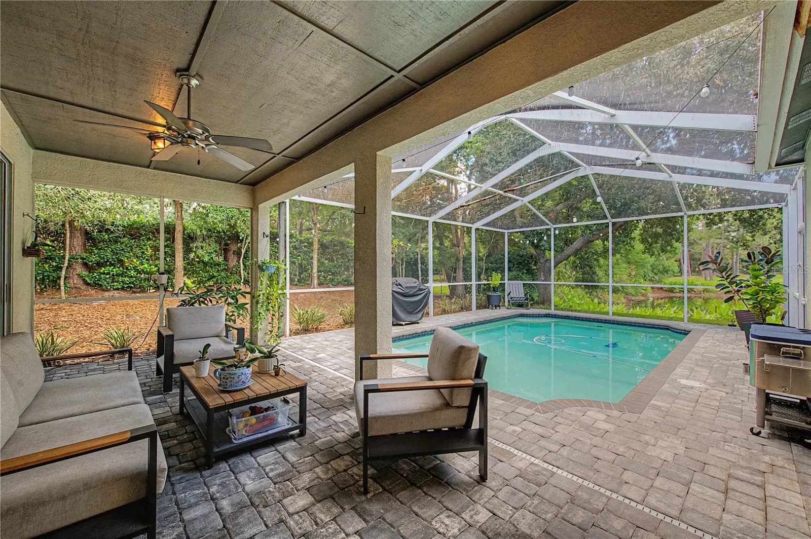 9402 HUNTERS POND Drive