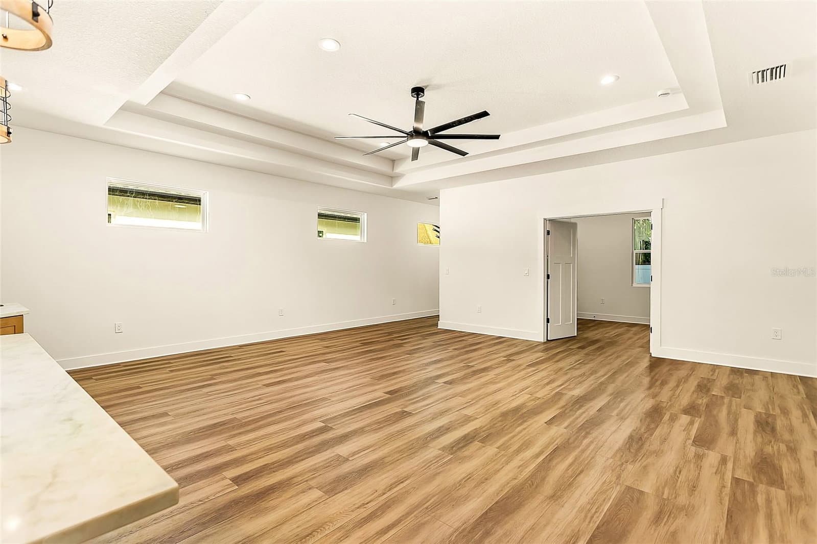 2922 GIDDENS