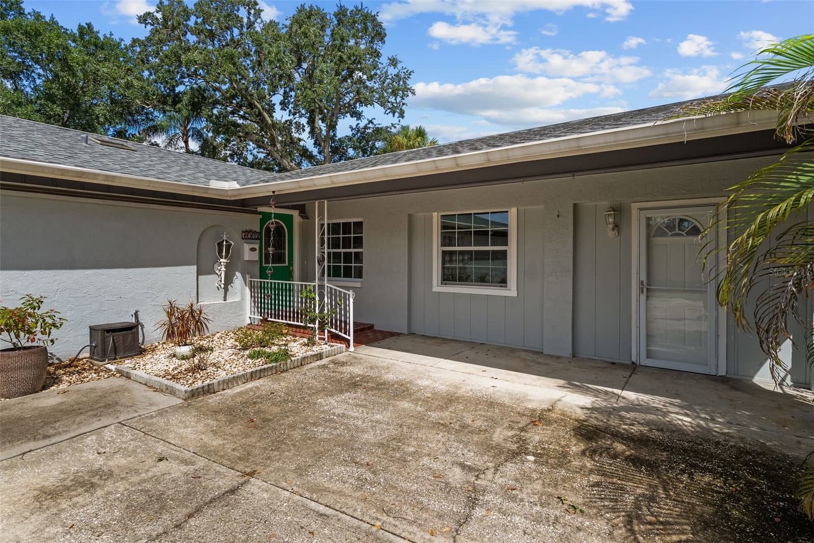 7002 APPLEWOOD