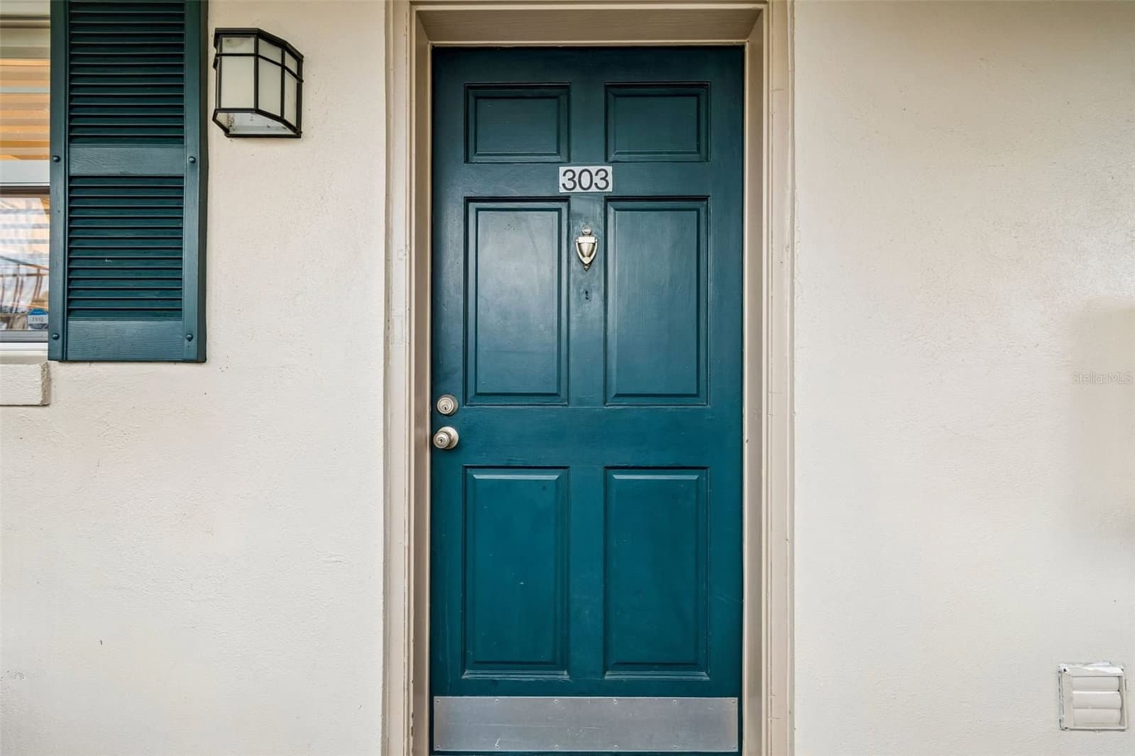10387 CARROLLWOOD