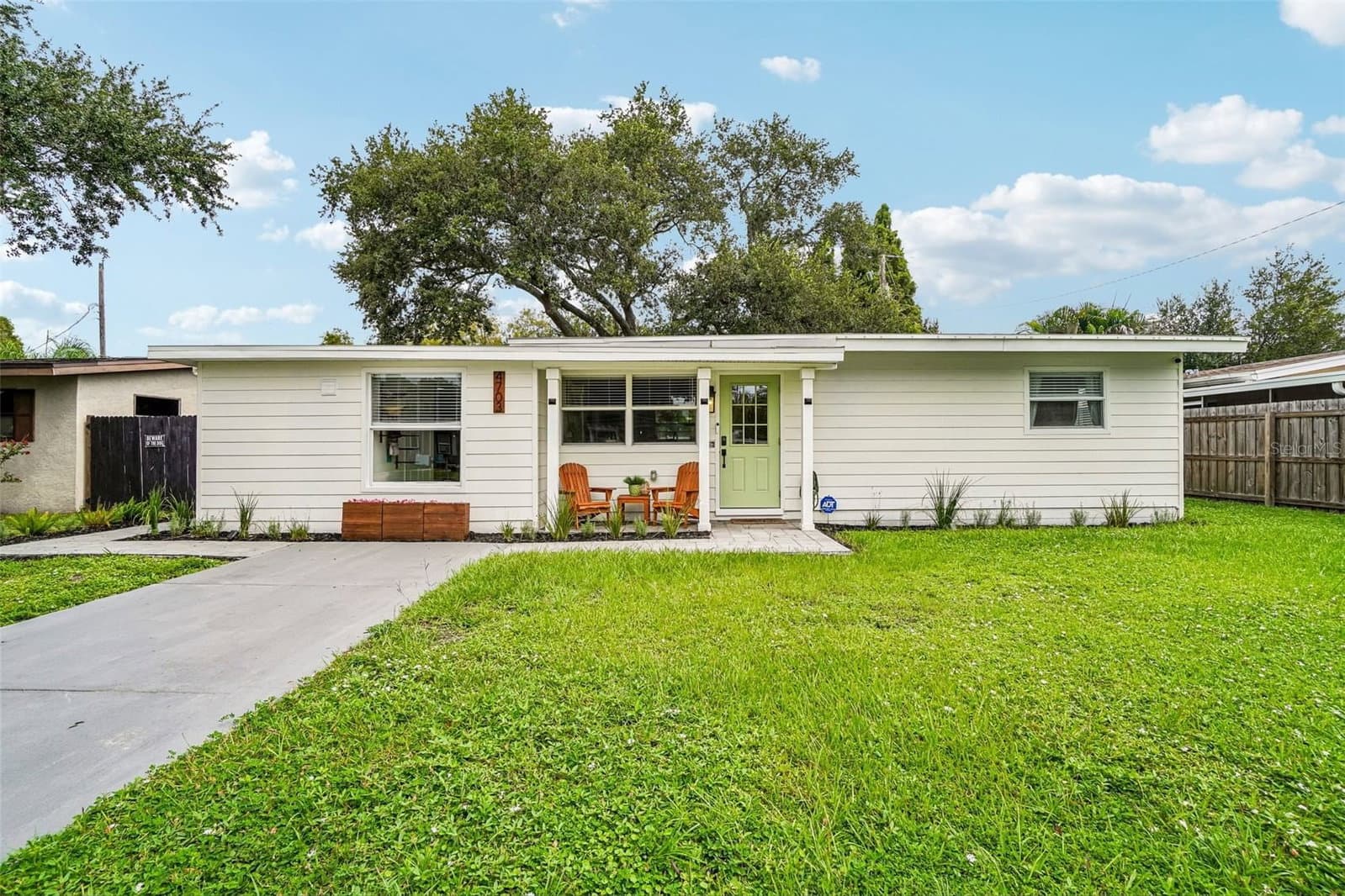 4703 WALLACE