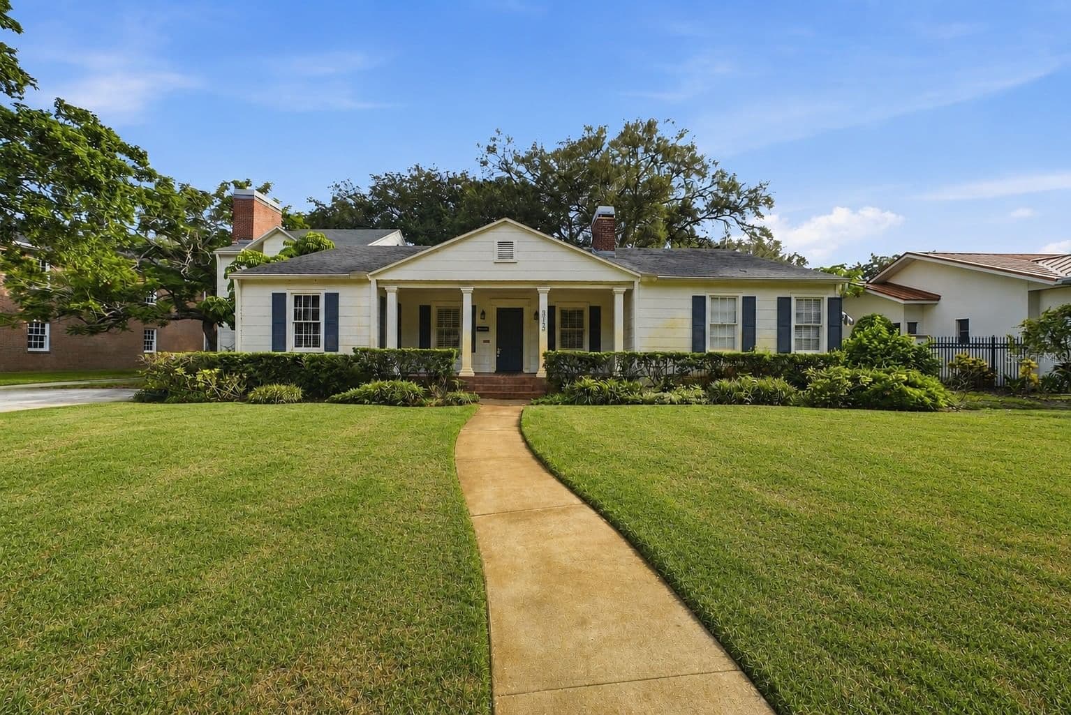 3123 OAKLYN