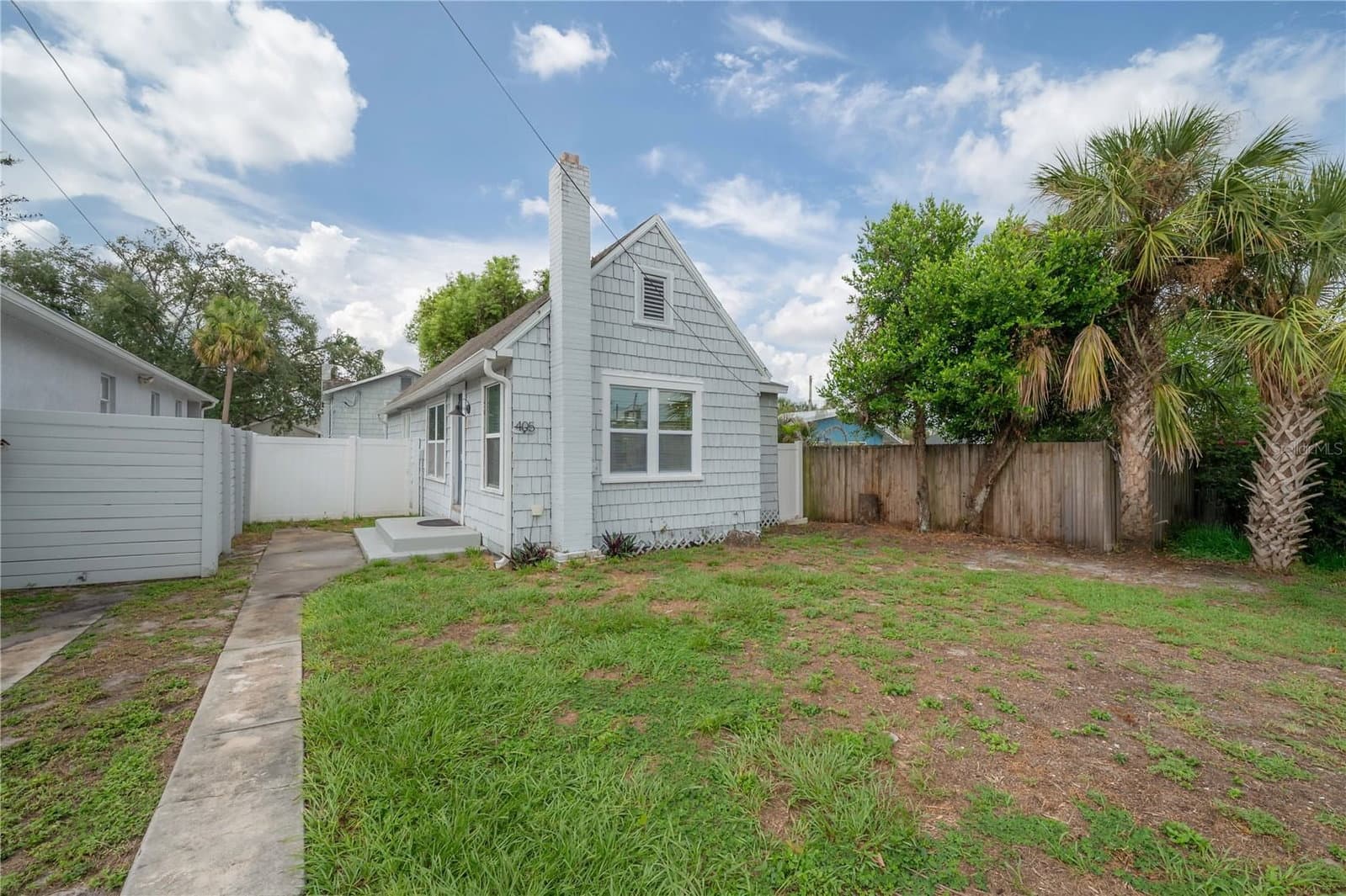 405 CAYUGA