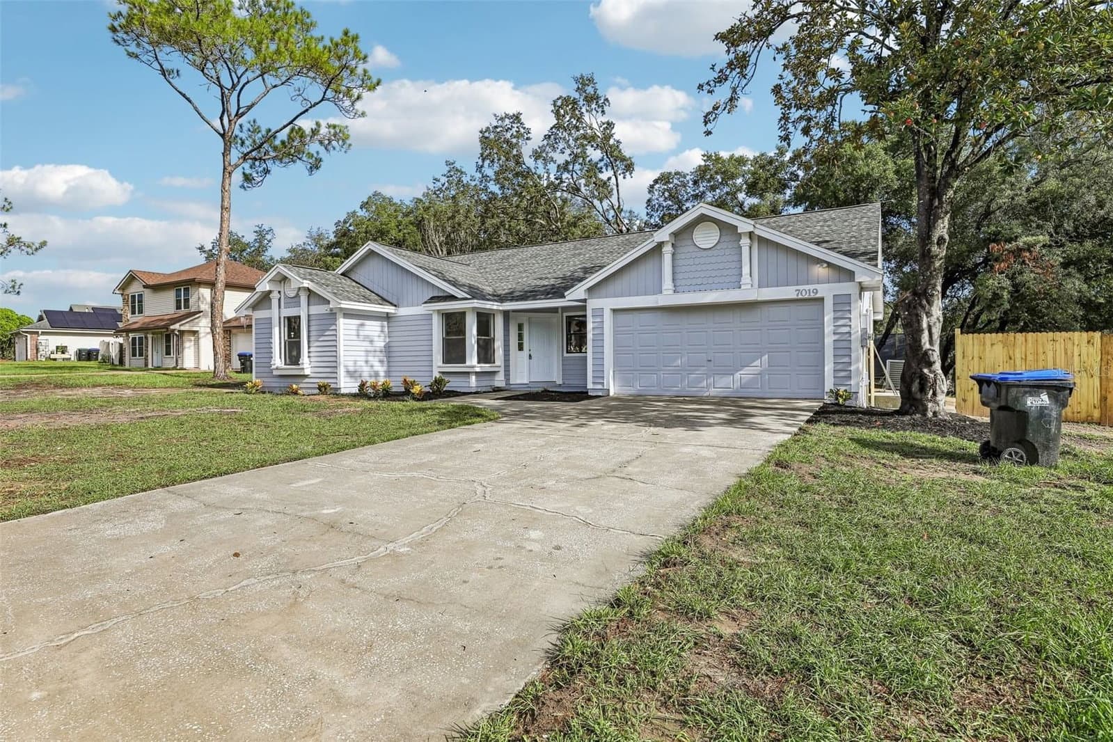 7019 KENSINGTON HIGH