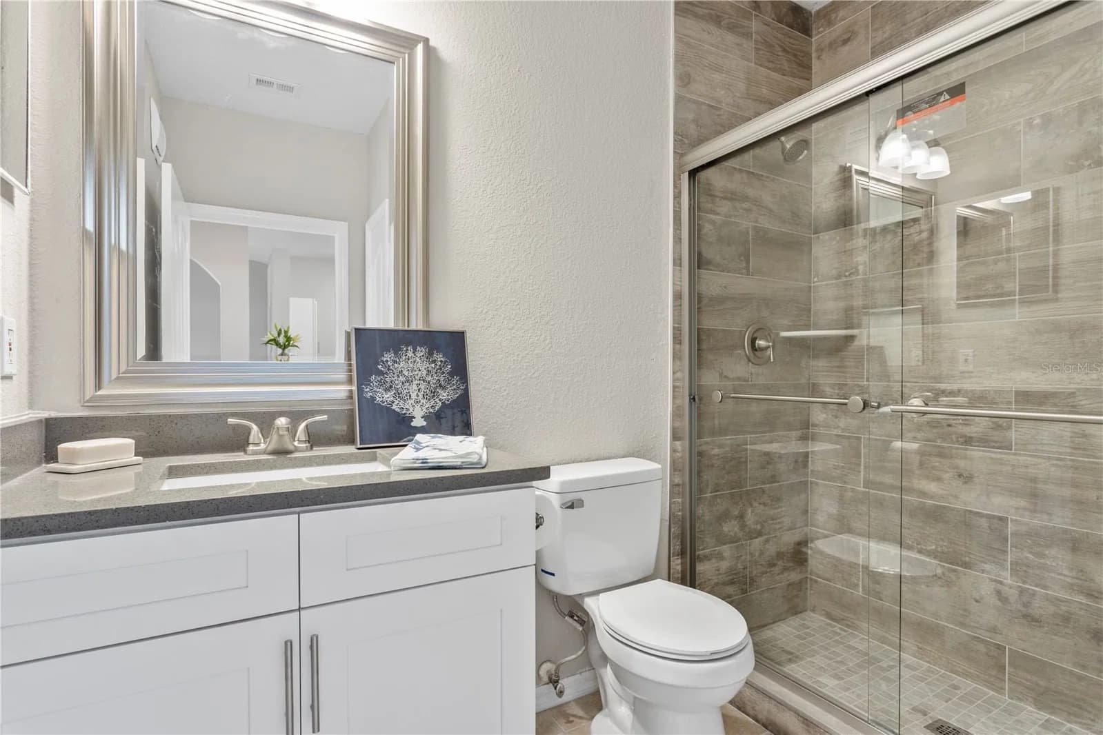 Photo 5 of 5000 CULBREATH KEY Way #9311