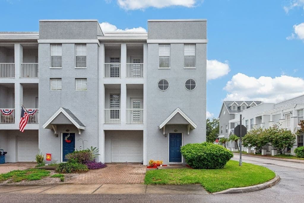 4546 BAY SPRING