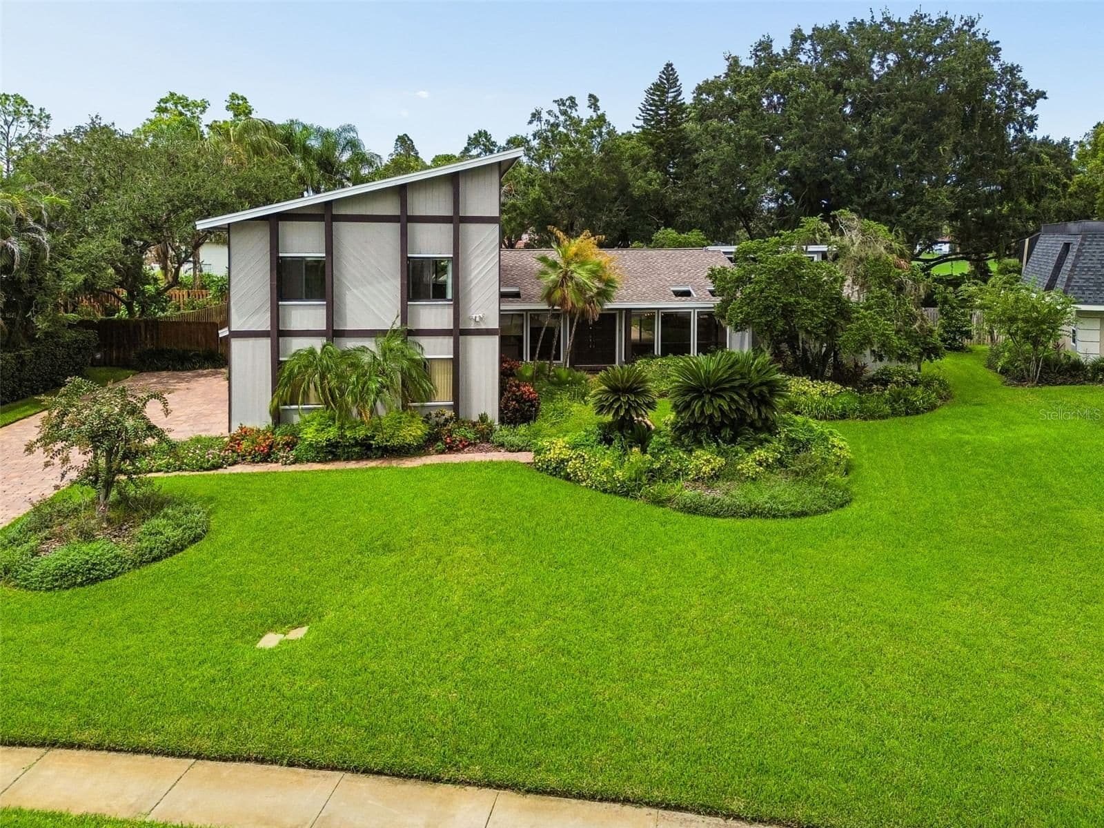4407 CARROLLWOOD VILLAGE