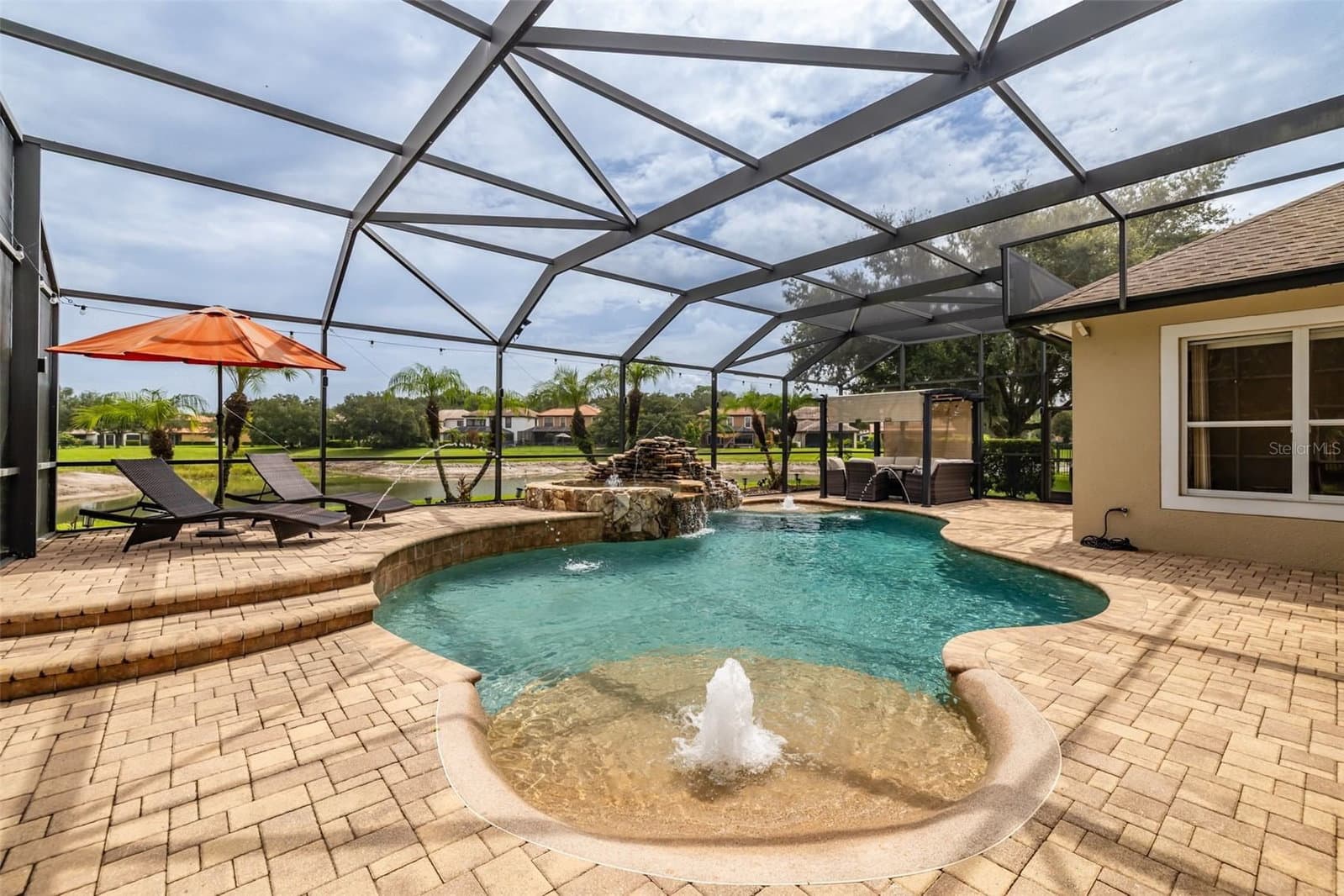 8016 CYPRESS CROSSING