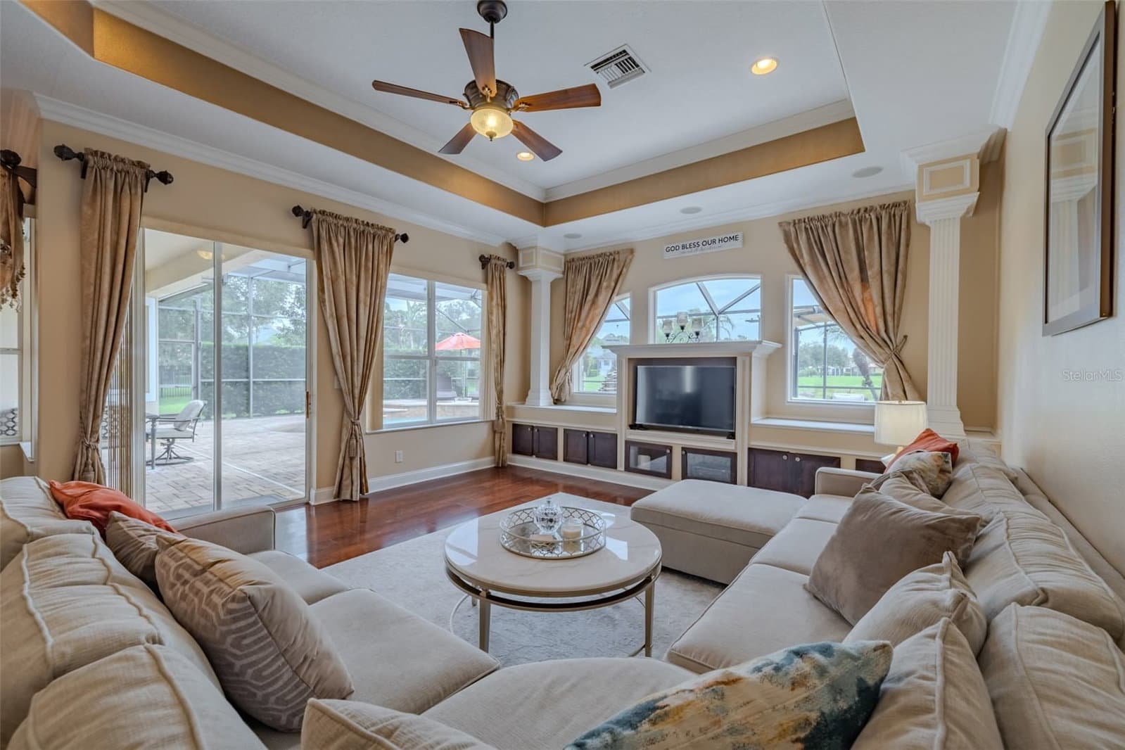 8016 CYPRESS CROSSING