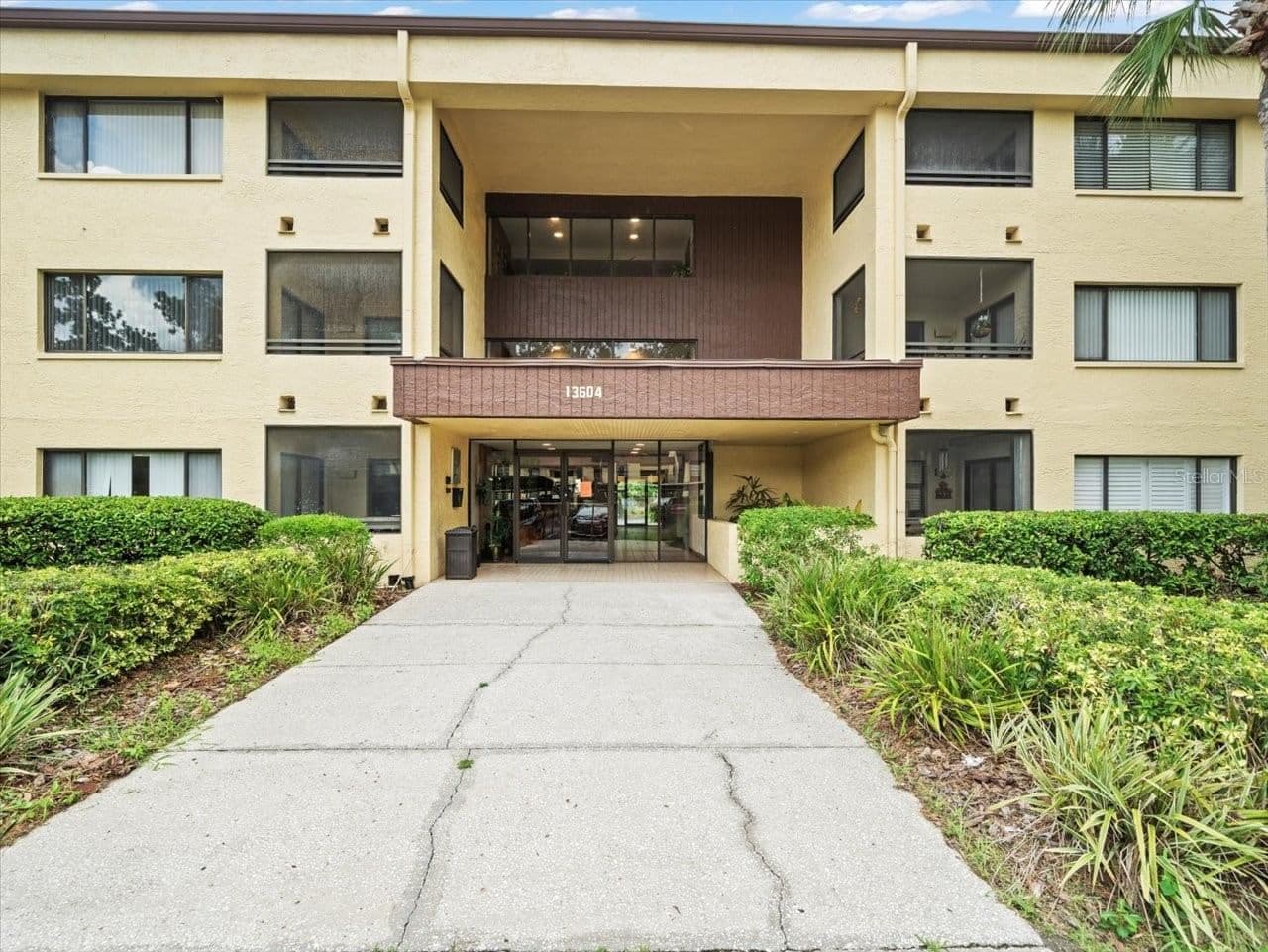 13604 VILLAGE