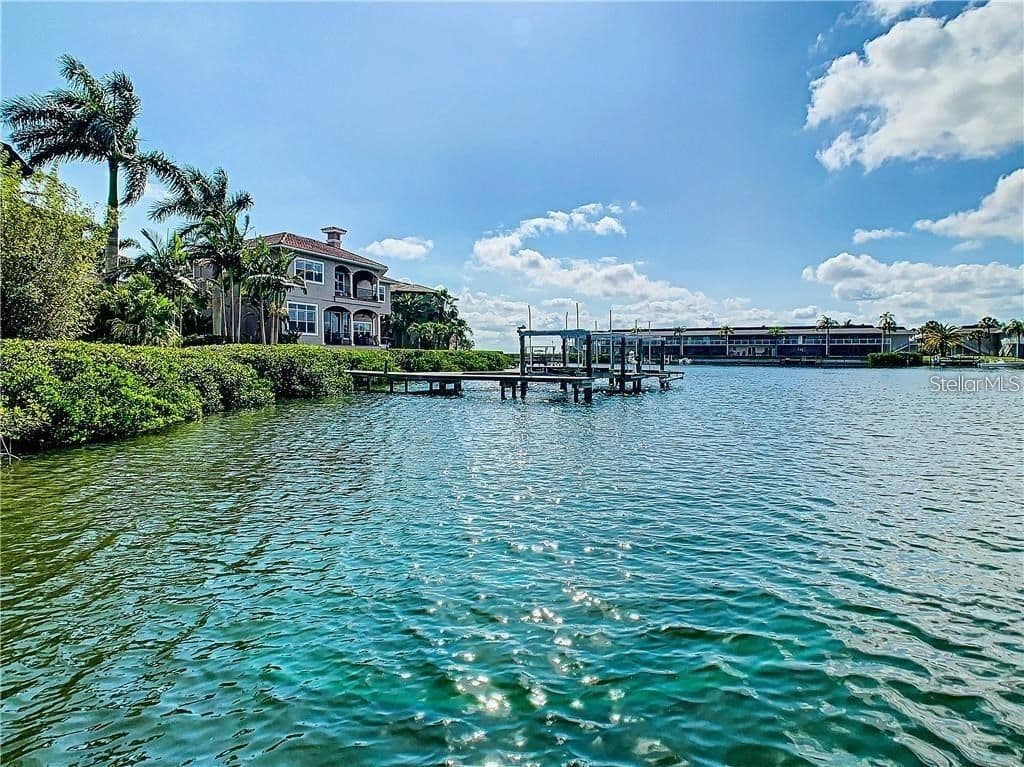 8720 COVE