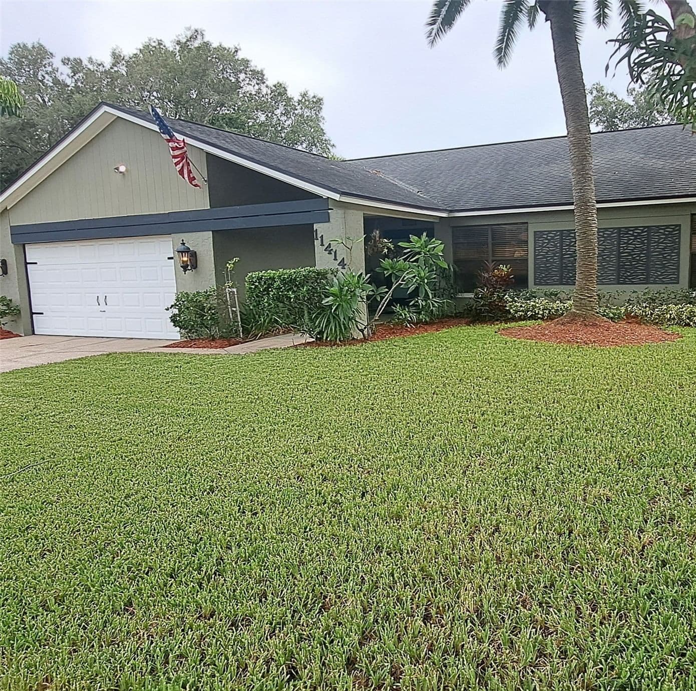 11414 COUNTRY OAKS