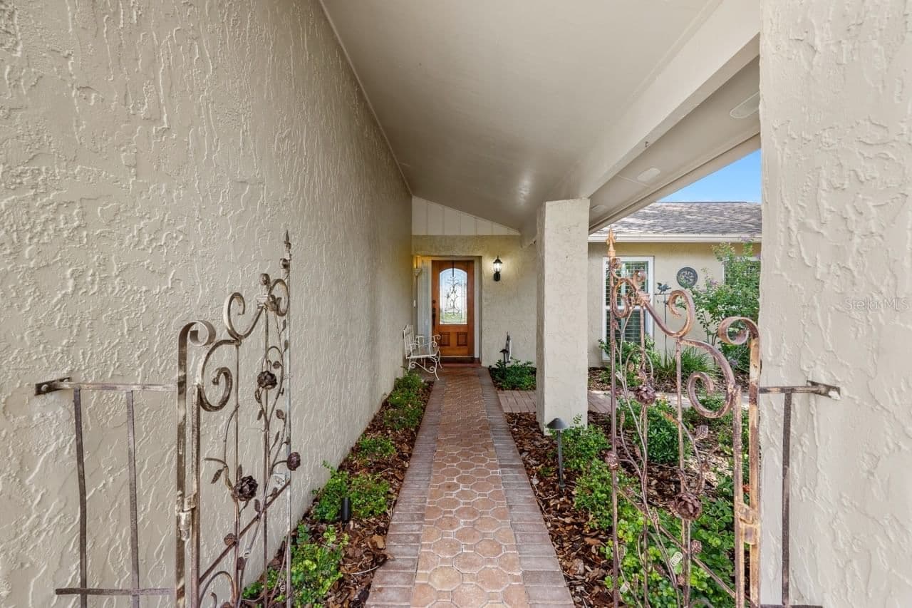 3303 EL AMADOR