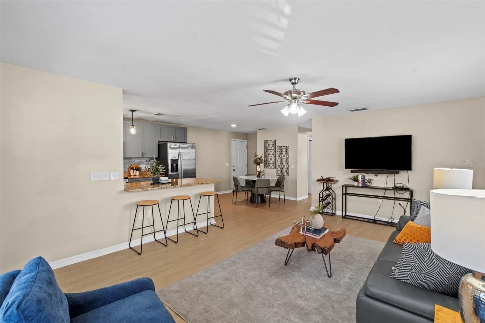 Photo 5 of 7610 SHERRILL Street