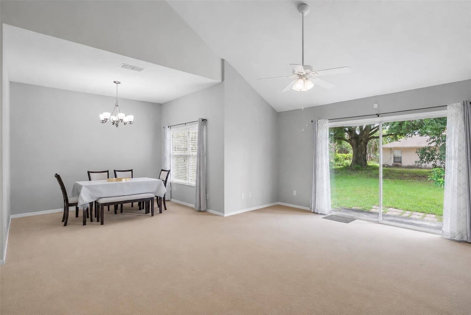 Photo 4 of 2233 ARDON