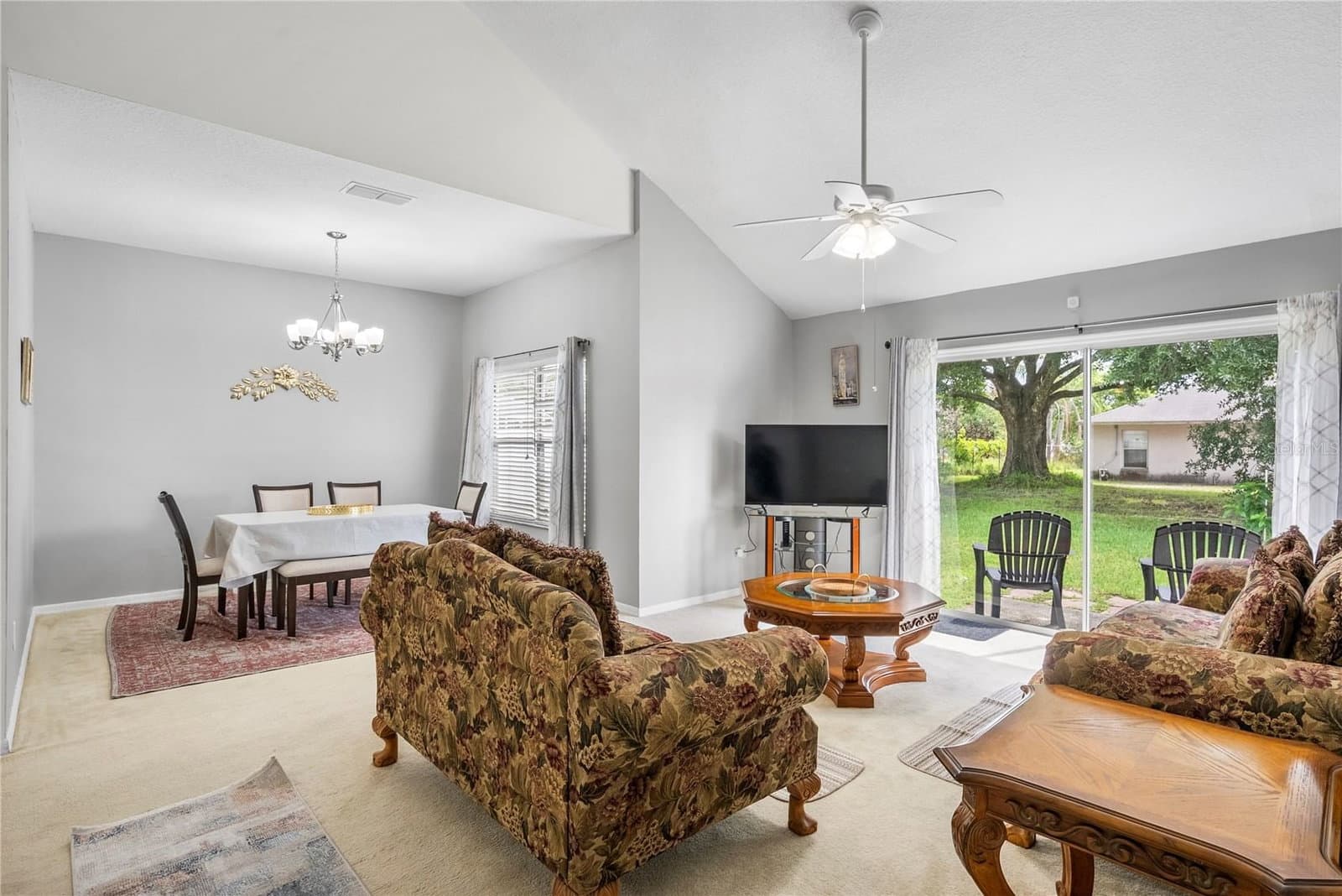 Photo 5 of 2233 ARDON