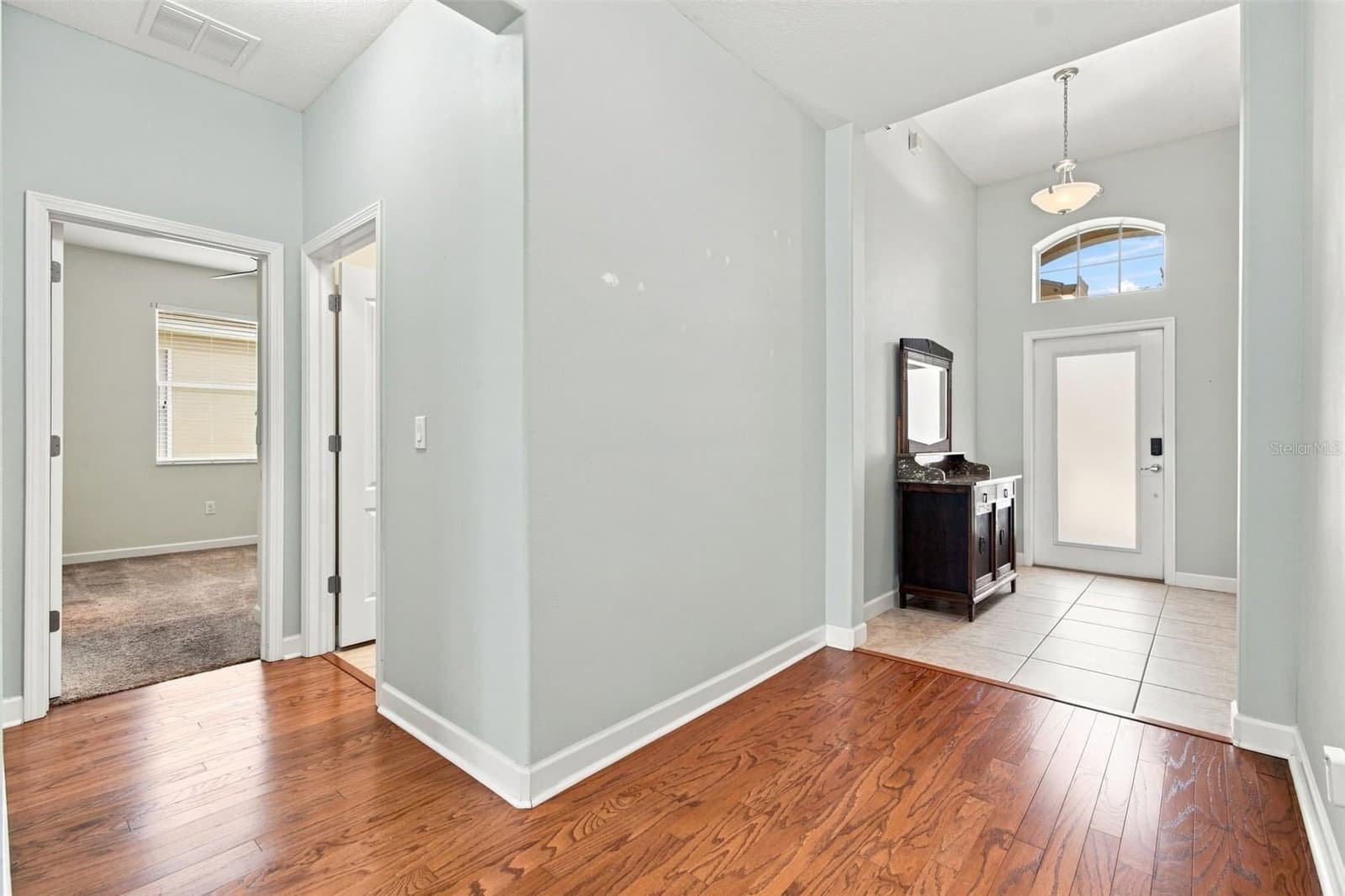 Photo 5 of 20233 MERRY OAK
