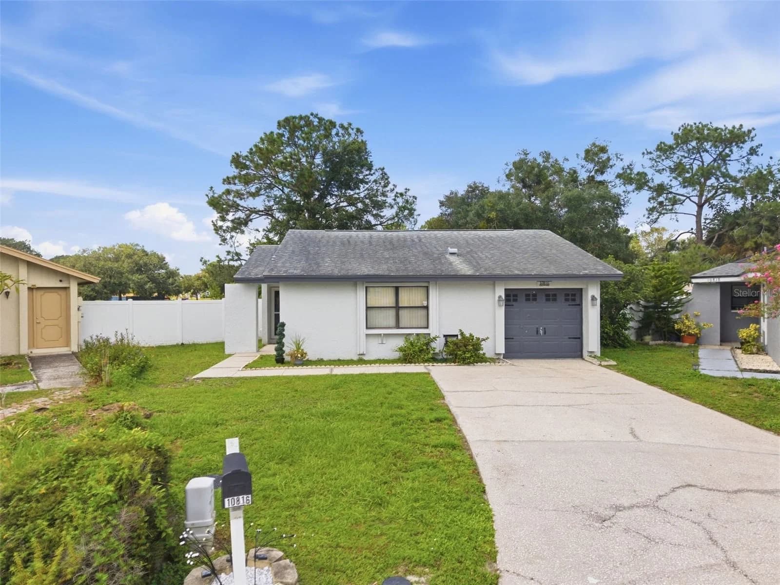 10816 FAIRFIELD VILLAGE Drive