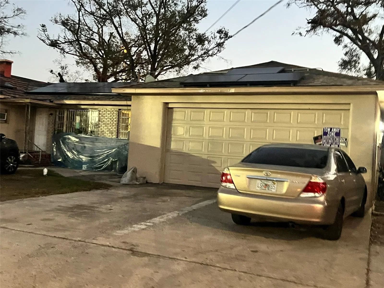 Photo 4 of 3911 15TH Avenue