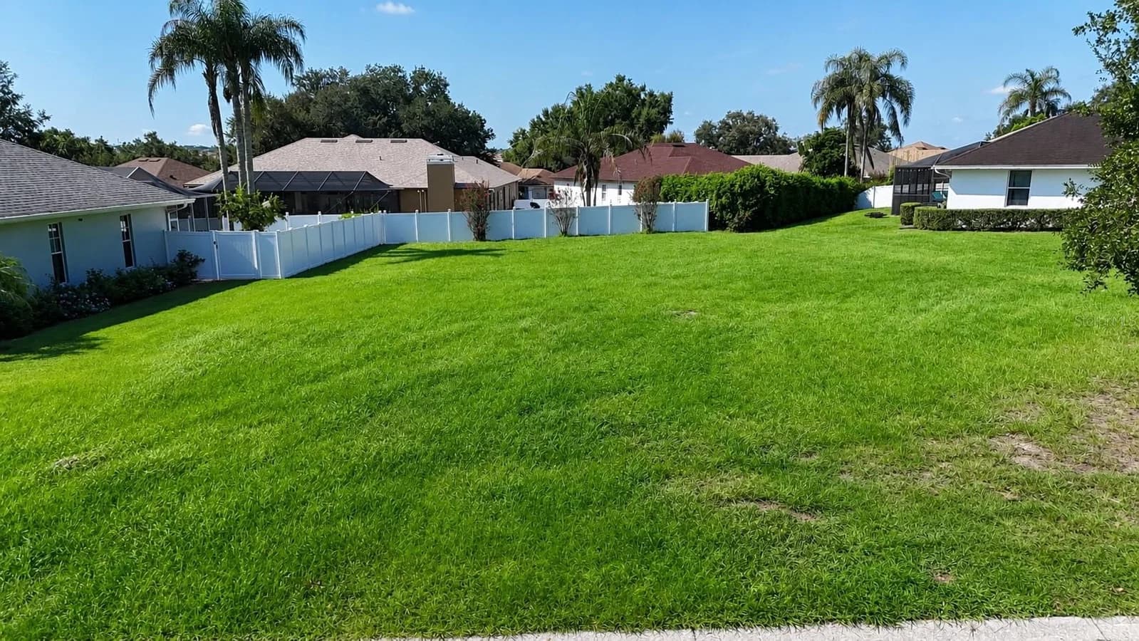 Photo 4 of 2116 LONGLEAF Circle