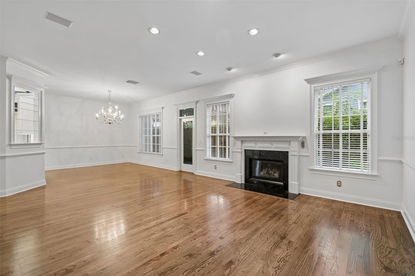 5323 BAYSHORE