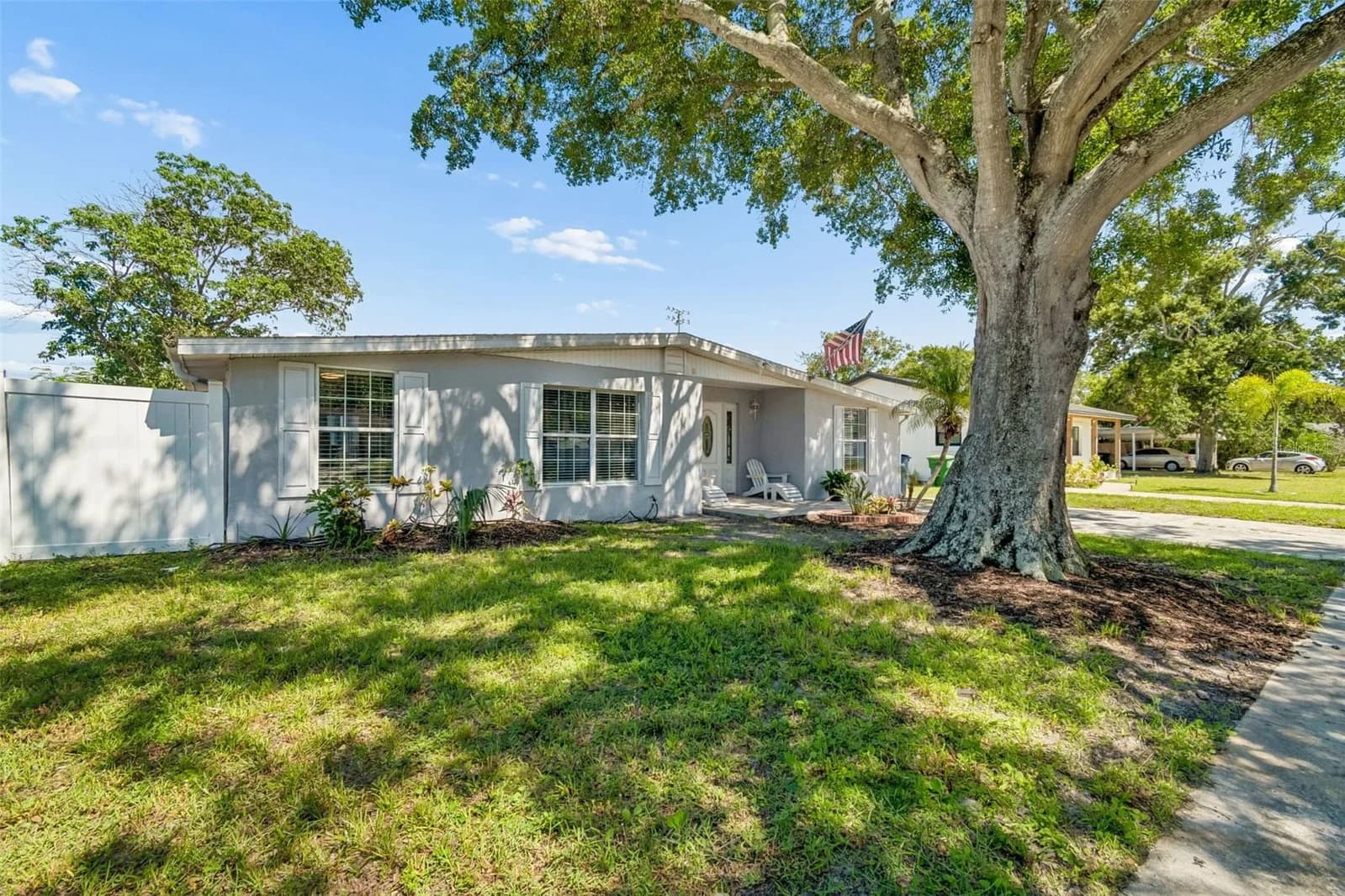 6330 RENELLIE Court