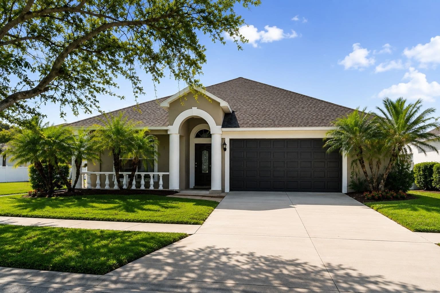 4211 HARTFORD LAKE, Tampa, FL